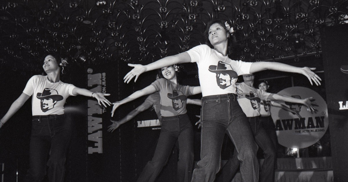 當代中國-改革開放-改革開放迎來的喇叭褲熱潮