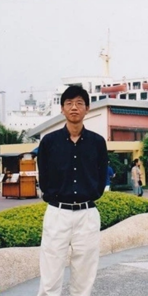 當代中國-改革開放-深圳誕生中國第一名保安員