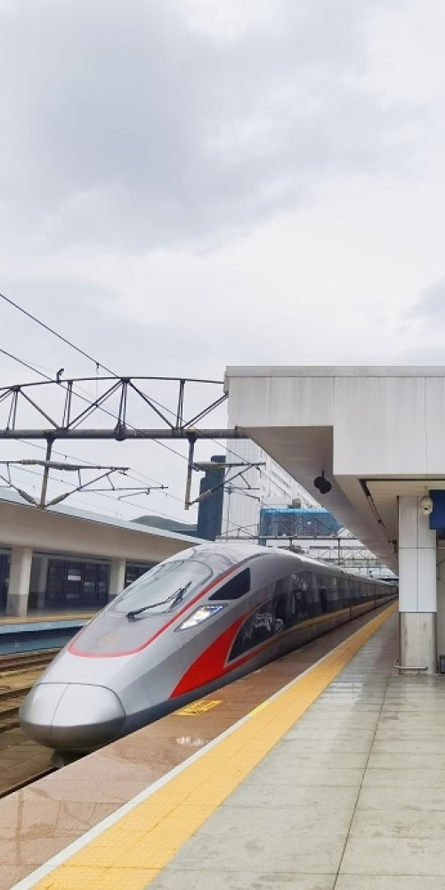 深圳站增高铁线助建一小时生活圈