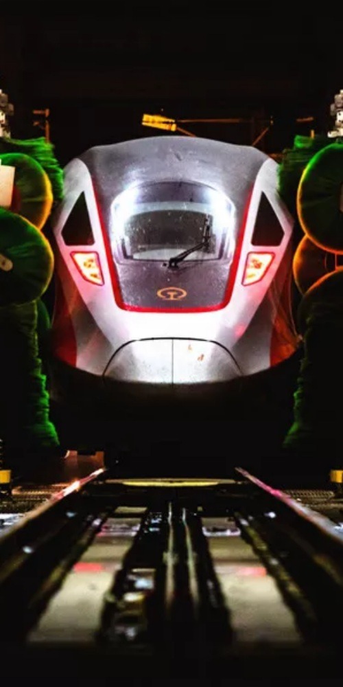 复兴号洗车-中国高铁