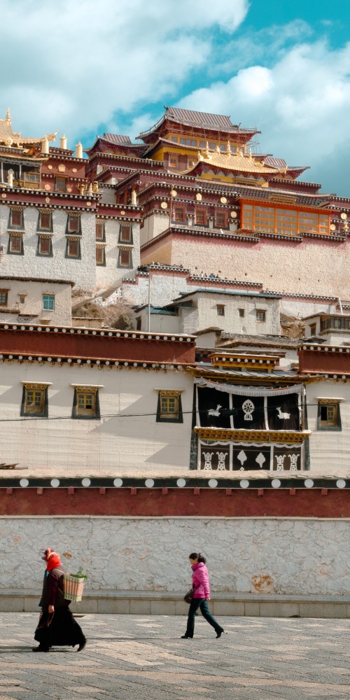 雲南香格里拉松贊林寺