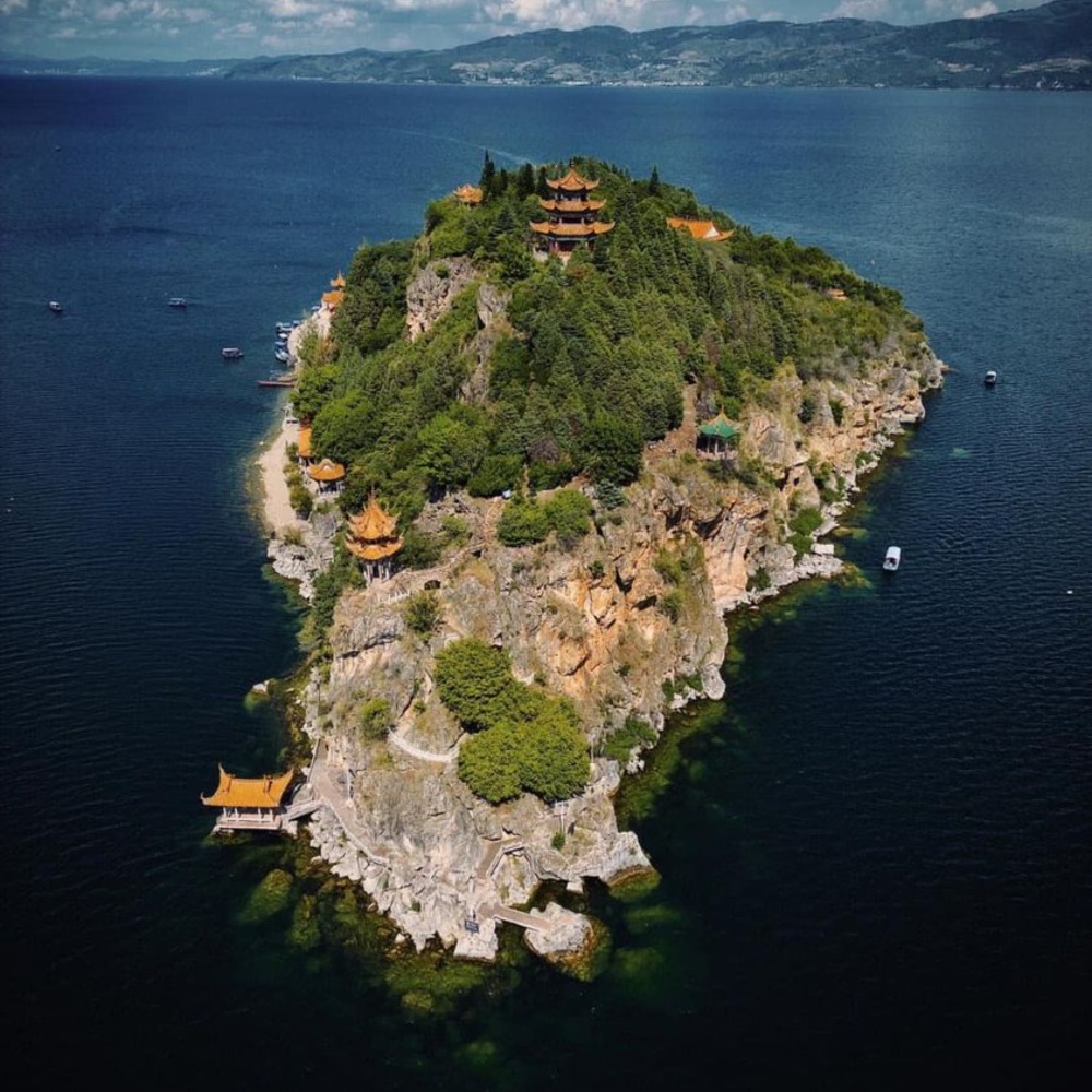 雲南撫仙湖