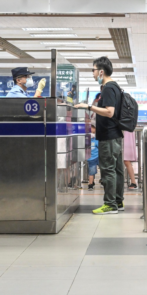 當代中國-社會民生-內地入境隔離縮短變「7+3」