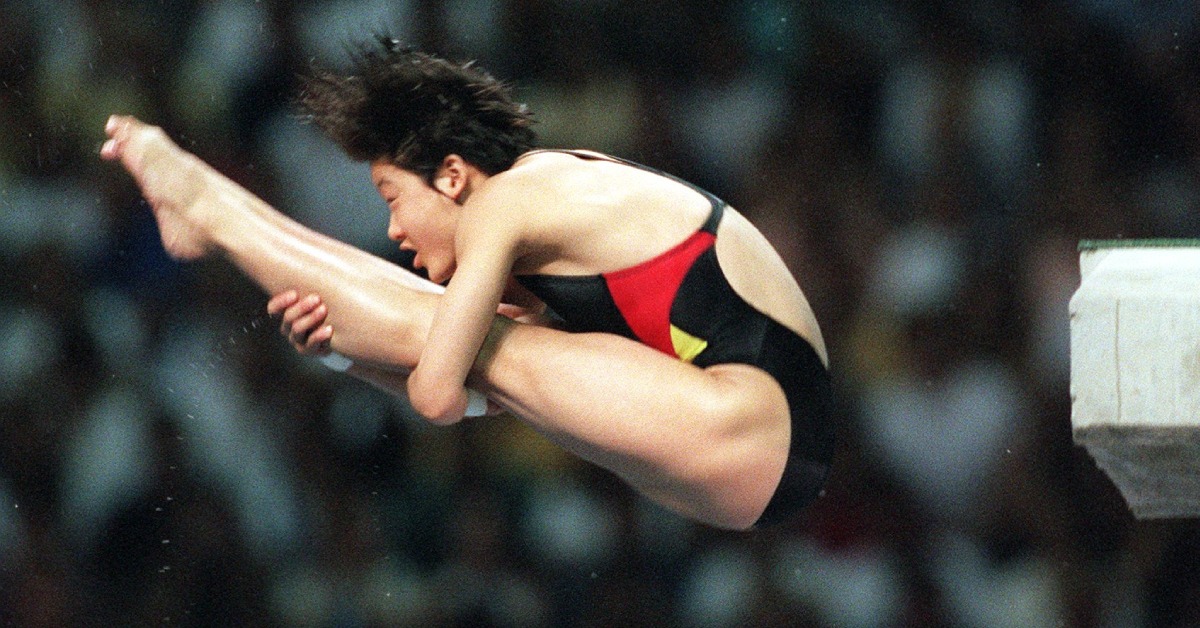 当代中国-当年今日-伏明霞