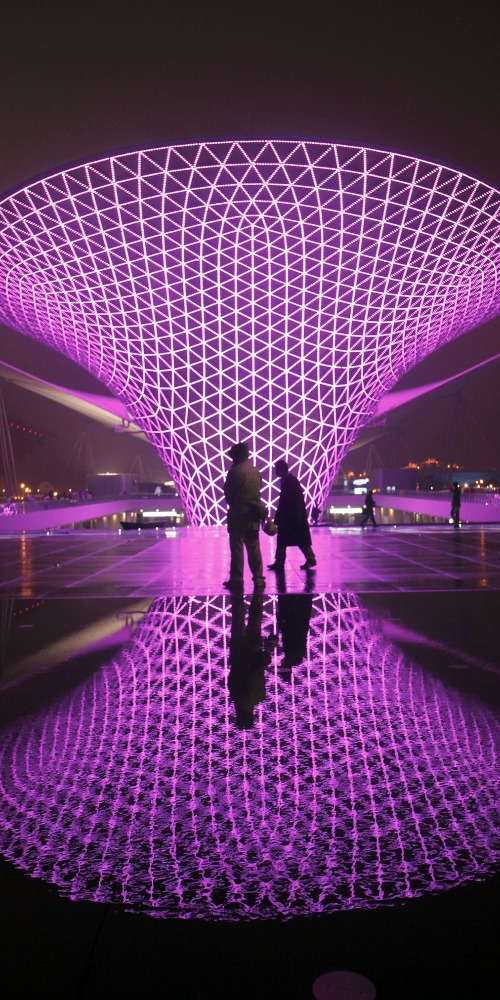 当代中国-当年今日-上海世博