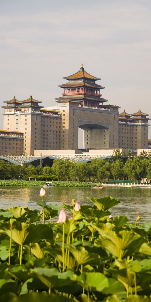 當代中國-當年今日-北京西站