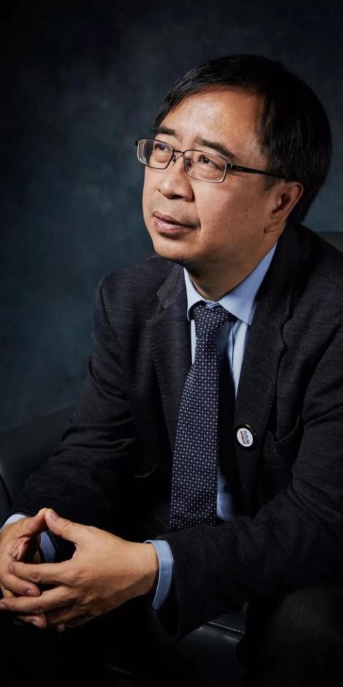 当代中国-当年今日-量子之父