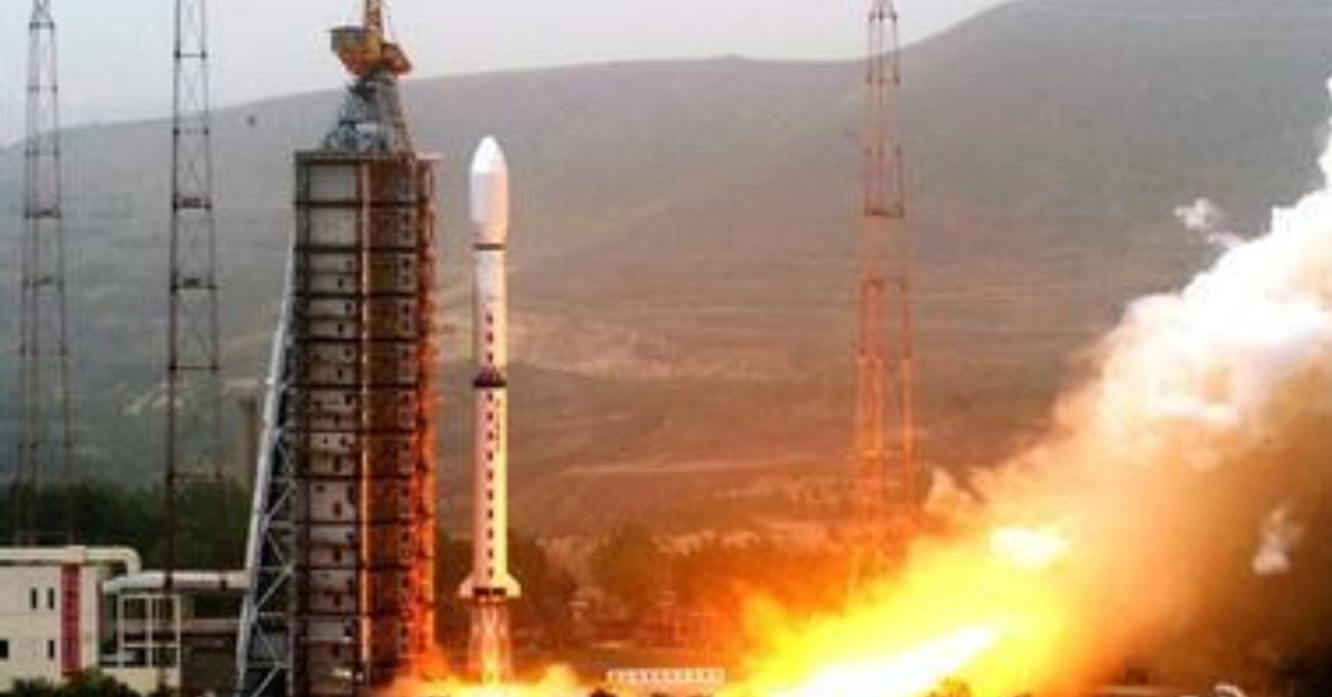 當代中國-當年今日-資源二號衛星