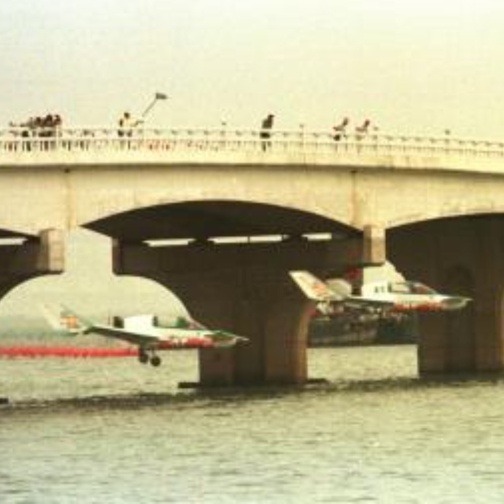 當代中國-當年今日-穿越太湖大橋