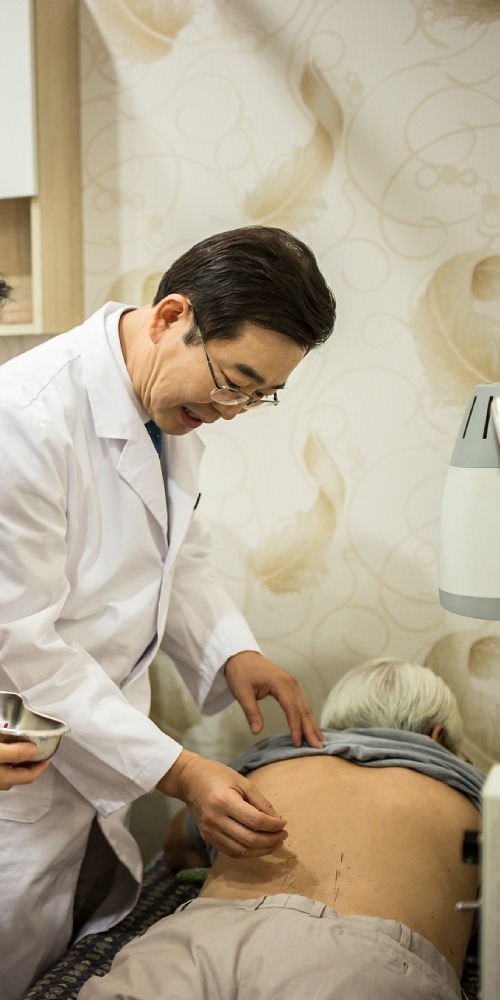 當代中國-當年今日-世界針灸學術大會