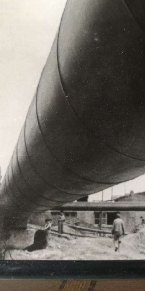 当代中国-当年今日-输油管道建成