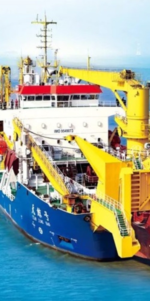 當代中國-當年今日-天鯨號