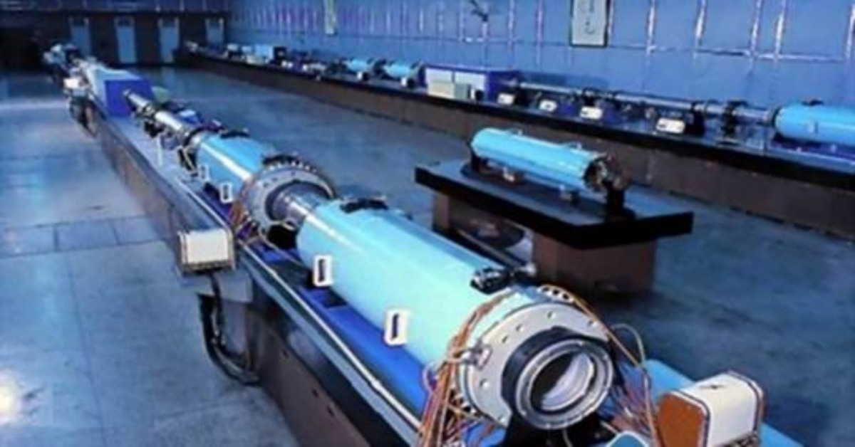 中国研制巨型激光装置“神光二号” | 当年今日 | 通识中国 | 当代中国