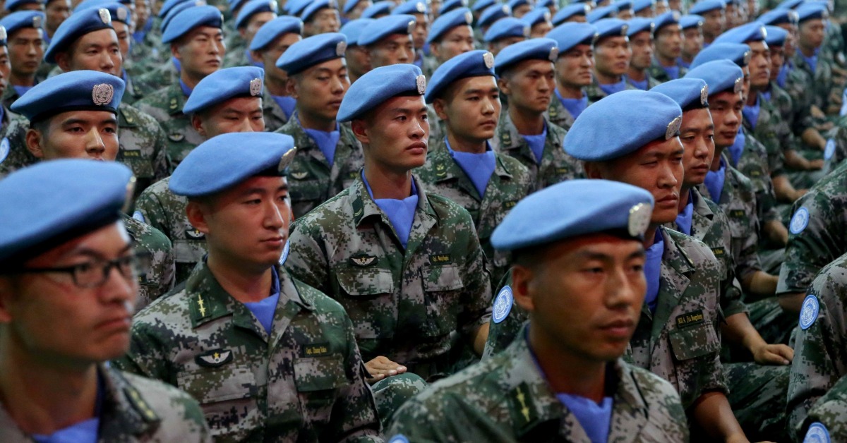 當代中國-當年今日-中國決定原則上參加聯合國維和待命安排