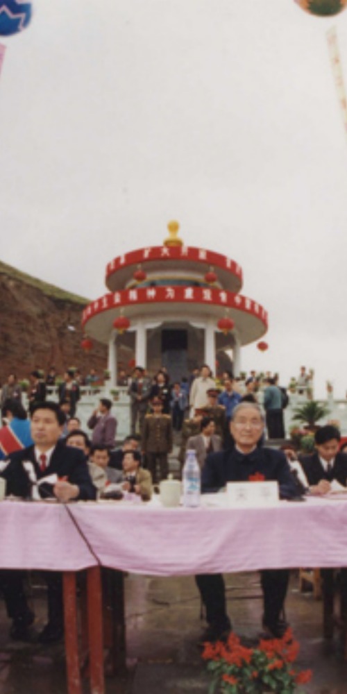 当代中国-当年今日-甘肃“引大入秦”工程总干渠贯通