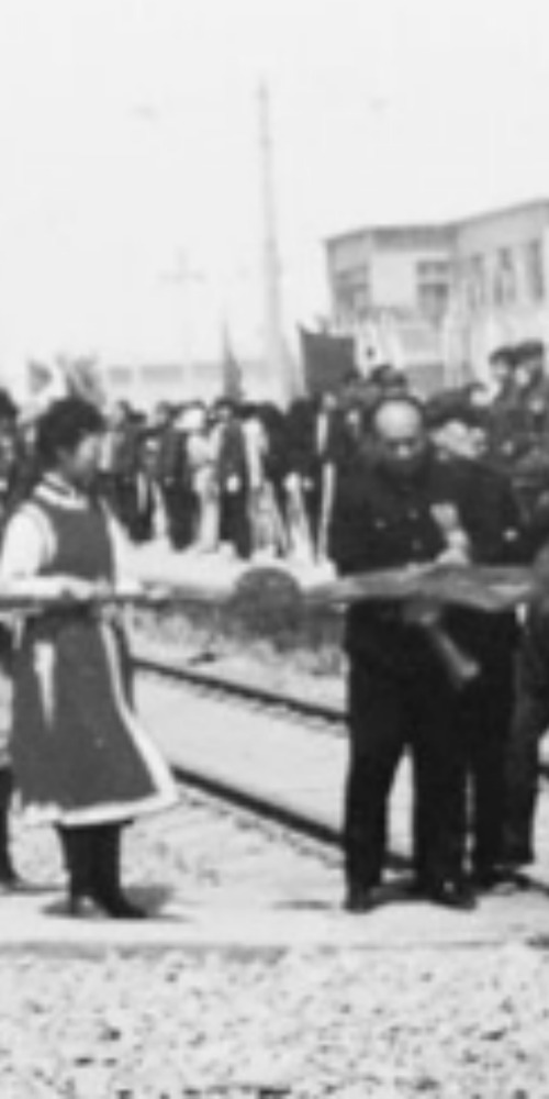 當代中國-當年今日-青藏鐵路一期通過驗收交付使用