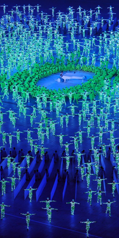 當代中國-當年今日-北京奧運舉行開幕式