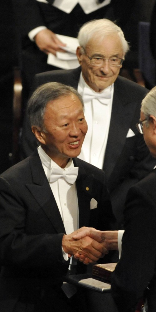 Charles Kao awarded the Nobel Prize in Physics
