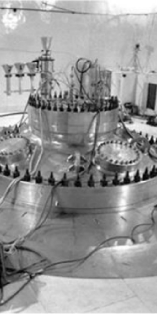 高通量原子反應堆