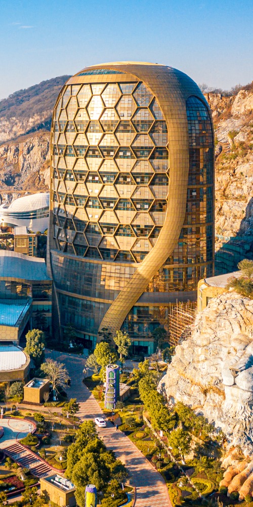 当代中国-潮游生活-旅游风物-蜂巢酒店